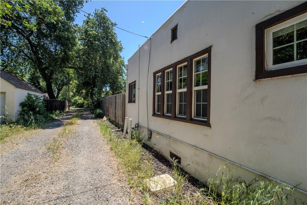 Image 45 of property listing at 329 W 12th Street, Chico, CA 95928
