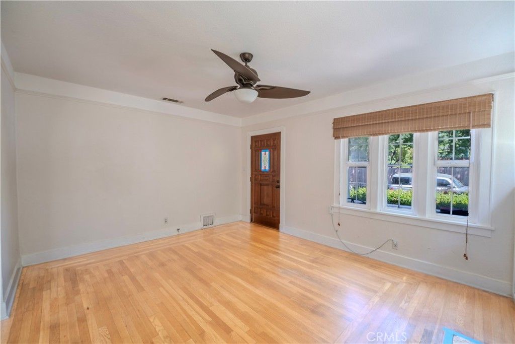 Image 8 of property listing at 329 W 12th Street, Chico, CA 95928