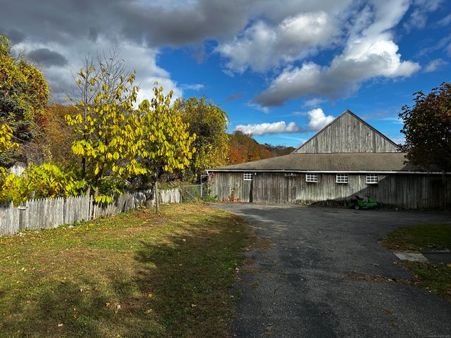 308 Skiff Mountain Road, Kent, CT 06757