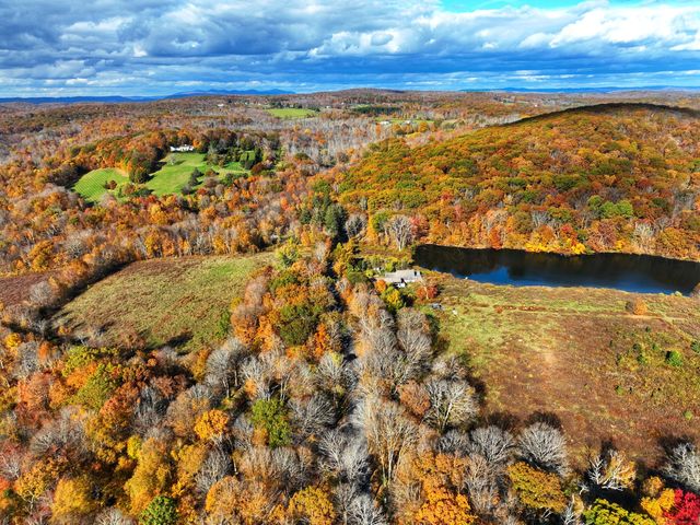308 Skiff Mountain Road, Kent, CT 06757