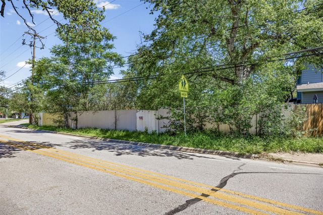 1906 Redd ST, Austin, TX 78745
