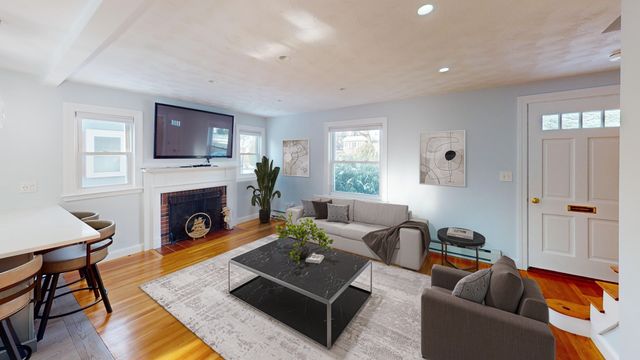 34 Albert 34, Waltham, MA 02453