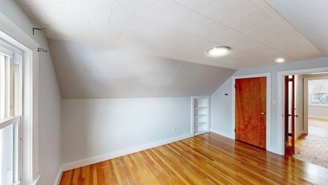 34 Albert 34, Waltham, MA 02453