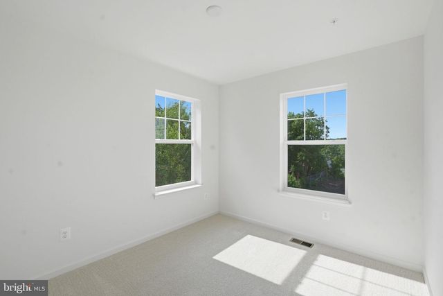 10 MAGNOLIA CT, Gettysburg, PA 17325