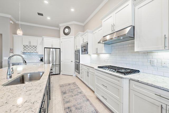 214 Blanca Isles Lane, Jupiter, FL 33478