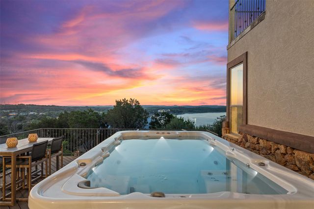 21803 Briarcliff DR, Spicewood, TX 78669