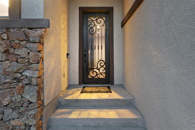 21803 Briarcliff DR, Spicewood, TX 78669