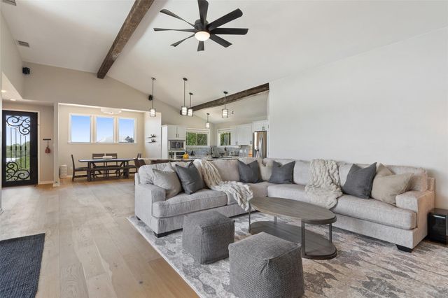 21803 Briarcliff DR, Spicewood, TX 78669