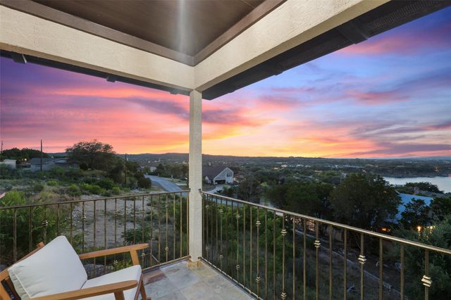 21803 Briarcliff DR, Spicewood, TX 78669