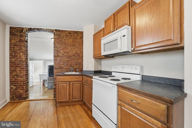 403-A W SOUTH ST, Frederick, MD 21701