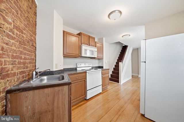403-A W SOUTH ST, Frederick, MD 21701