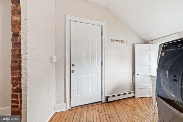 403-A W SOUTH ST, Frederick, MD 21701