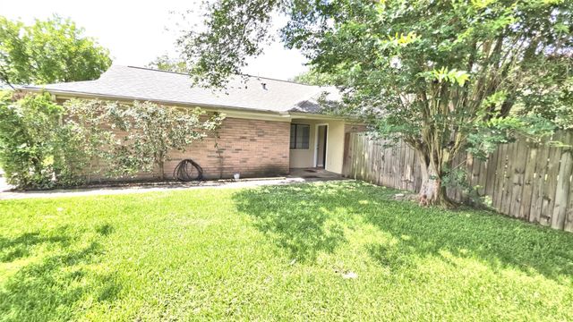 7403 Gateridge Drive, Houston, TX 77041