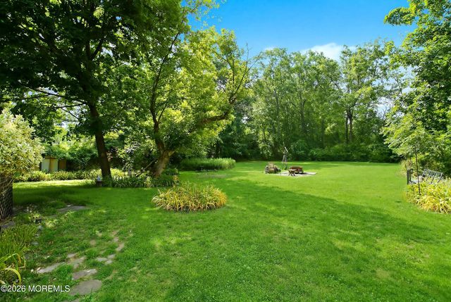 14 Sunset Avenue, Toms River, NJ 08755