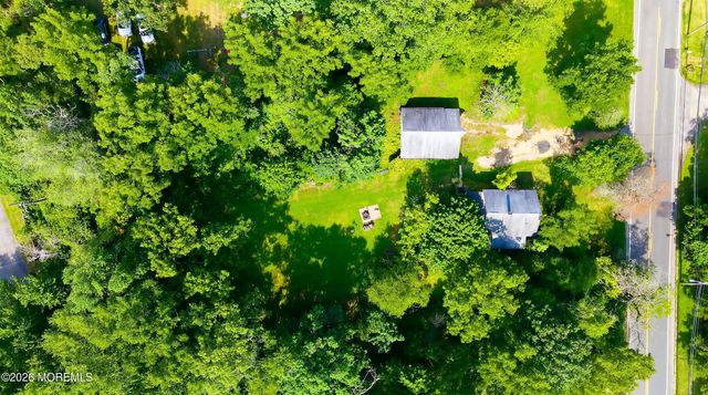 14 Sunset Avenue, Toms River, NJ 08755