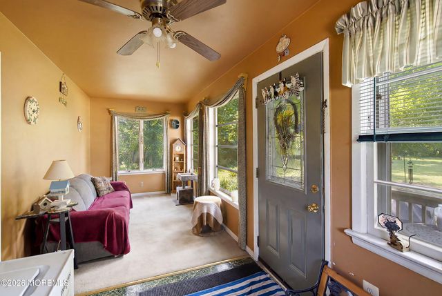 14 Sunset Avenue, Toms River, NJ 08755