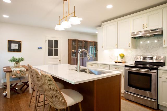 5639 Maple Street, Mission, KS 66202