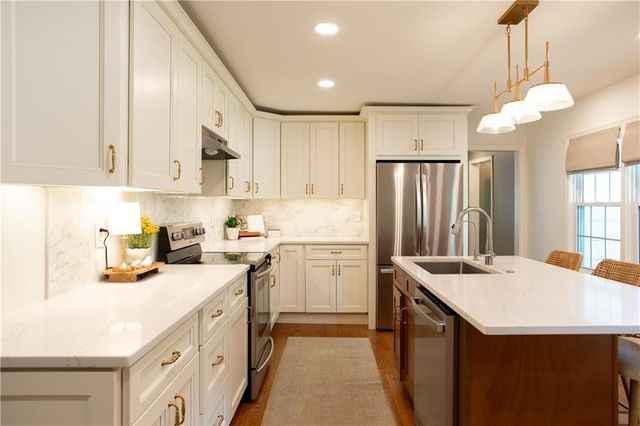 5639 Maple Street, Mission, KS 66202