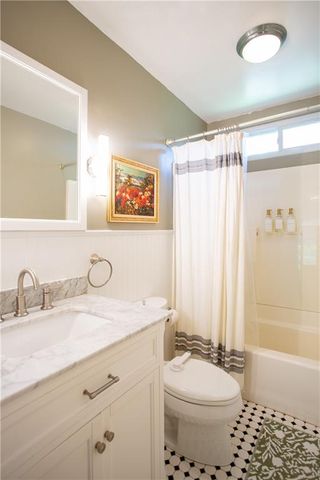 5639 Maple Street, Mission, KS 66202