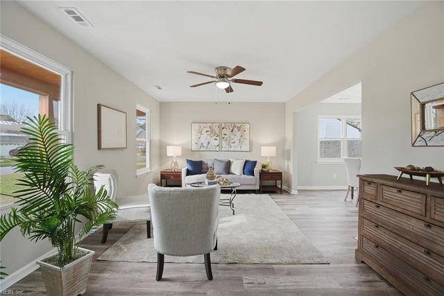 1341 Mozart DR, Virginia Beach, VA 23454