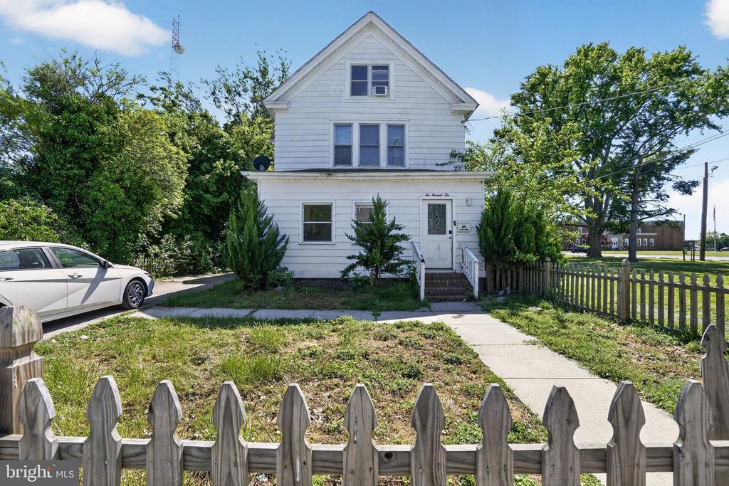 Image 1 of property listing at 602 GLASGOW, Cambridge, MD 21613