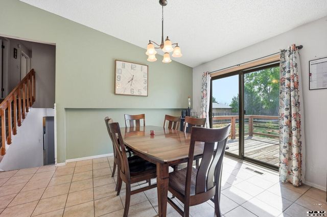 173 S Golfwood Dr E, Pueblo West, CO 81007