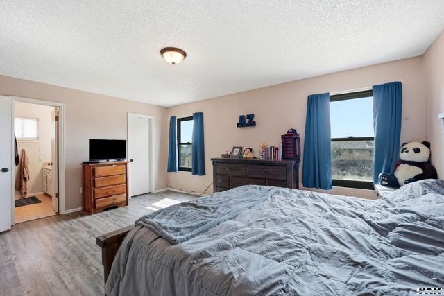 173 S Golfwood Dr E, Pueblo West, CO 81007