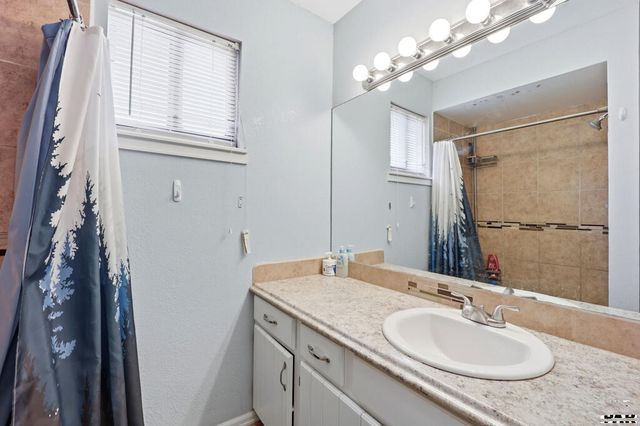 173 S Golfwood Dr E, Pueblo West, CO 81007