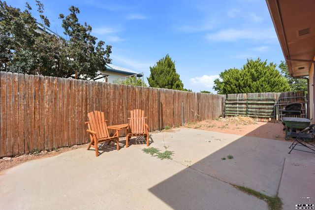 173 S Golfwood Dr E, Pueblo West, CO 81007