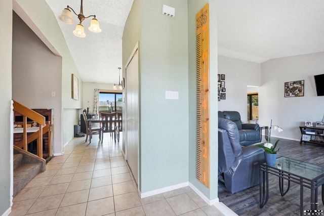 173 S Golfwood Dr E, Pueblo West, CO 81007