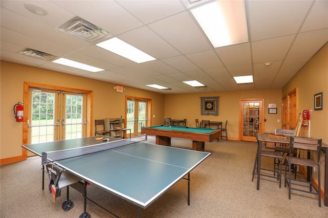 16 Cliffside Drive, South Bristol, NY 14424