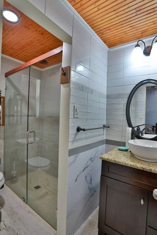 1556 Vz County Road 2128, Wills Point, TX 75169