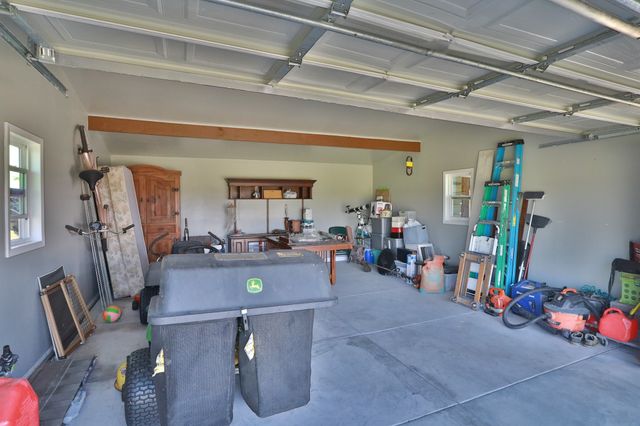 1556 Vz County Road 2128, Wills Point, TX 75169