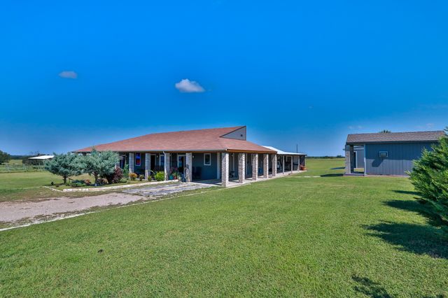 1556 Vz County Road 2128, Wills Point, TX 75169