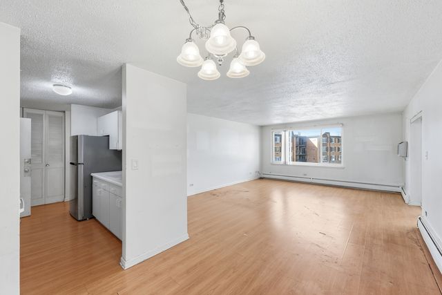 1216 S New Wilke Road 307, Arlington Heights, IL 60005