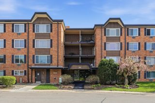 1216 S New Wilke Road 307, Arlington Heights, IL 60005