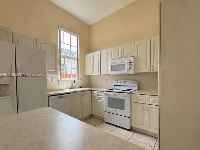 15339 SW 32nd Ter 0, Miami, FL 33185