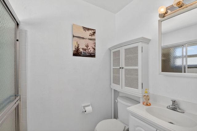 1006 SW 28th Avenue, Boynton Beach, FL 33426