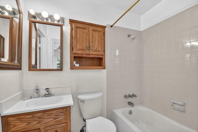 1006 SW 28th Avenue, Boynton Beach, FL 33426