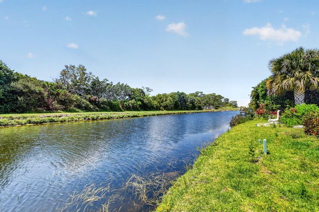 1006 SW 28th Avenue, Boynton Beach, FL 33426