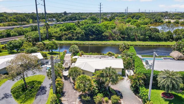 1006 SW 28th Avenue, Boynton Beach, FL 33426