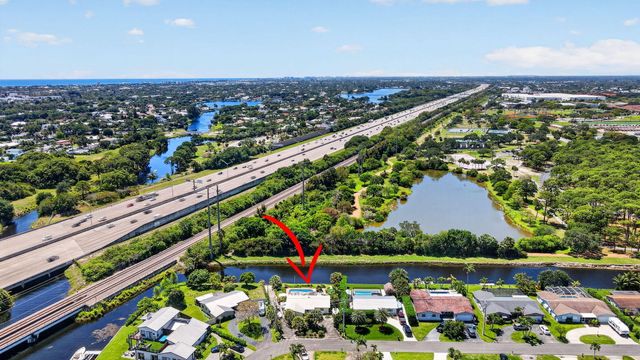 1006 SW 28th Avenue, Boynton Beach, FL 33426