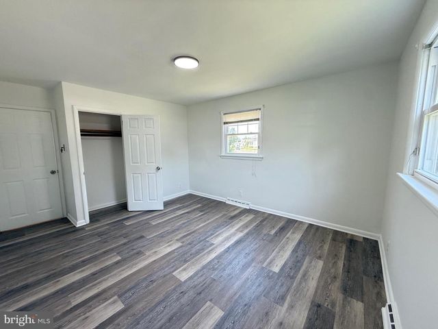 600 6TH AVE, Lindenwold, NJ 08021