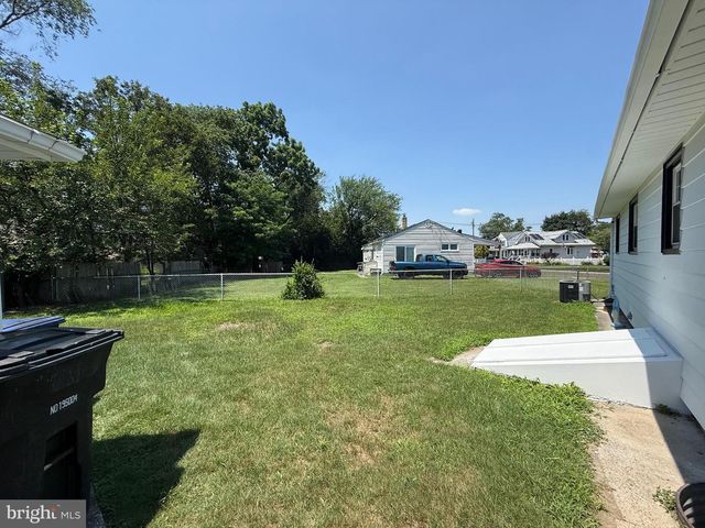 600 6TH AVE, Lindenwold, NJ 08021