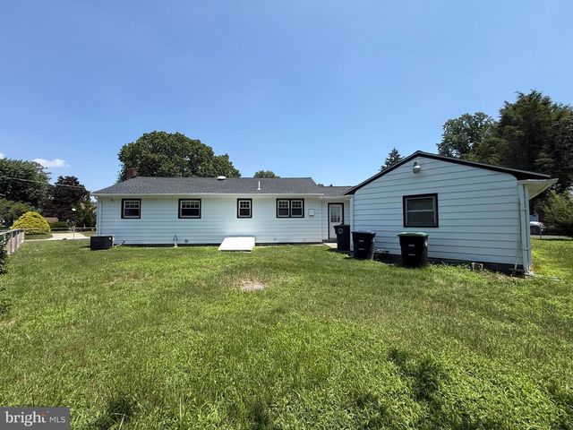 600 6TH AVE, Lindenwold, NJ 08021