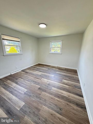 600 6TH AVE, Lindenwold, NJ 08021