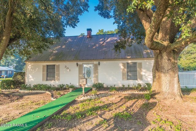 301 American Legion Drive, Crowley, LA 70526
