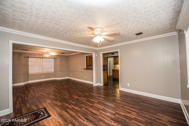 301 American Legion Drive, Crowley, LA 70526