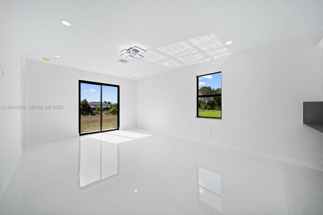 322 Ranch Avenue, Lehigh Acres, FL 33974