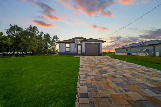 322 Ranch Avenue, Lehigh Acres, FL 33974
